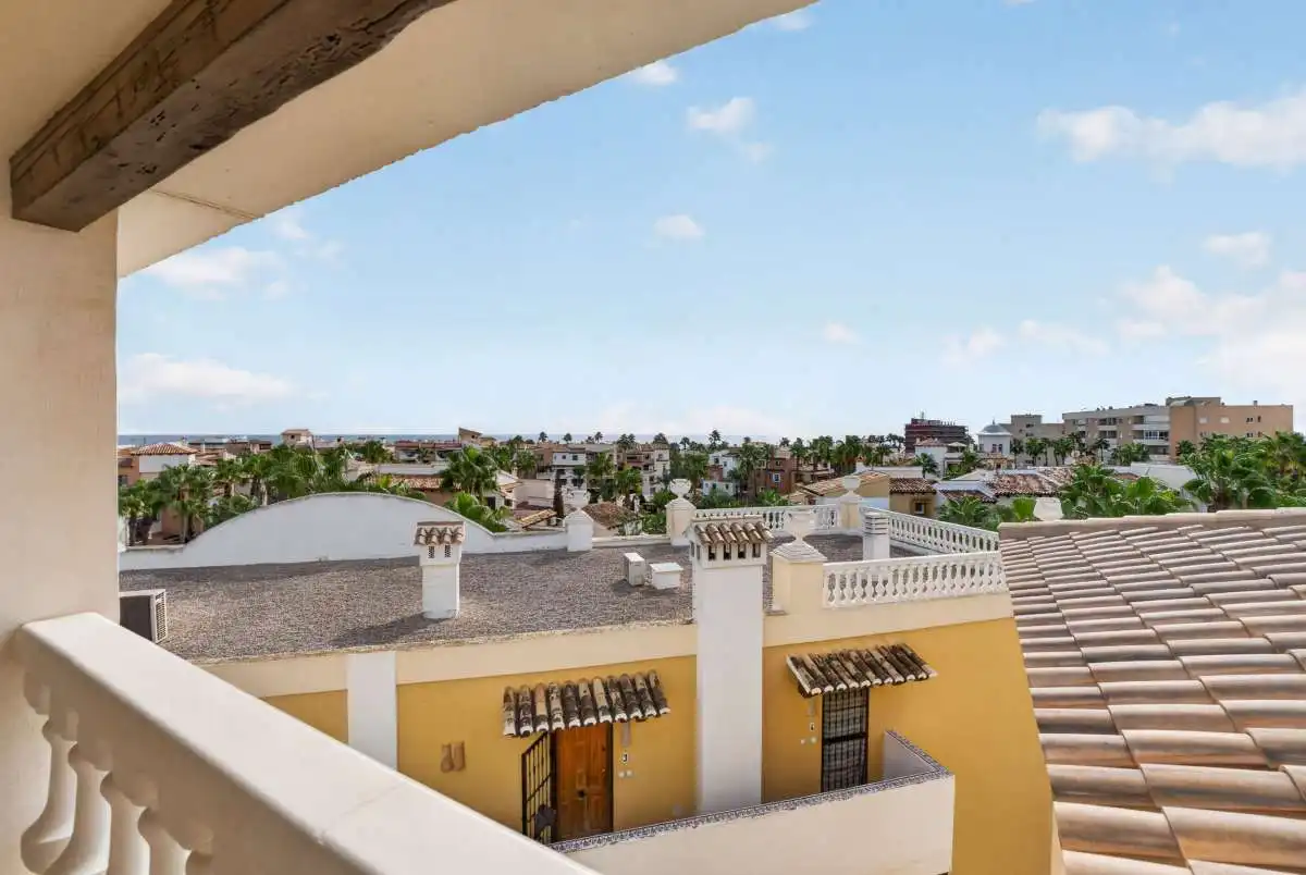 Penthouse with lift for sale in Playa de los Locos, imagen 22