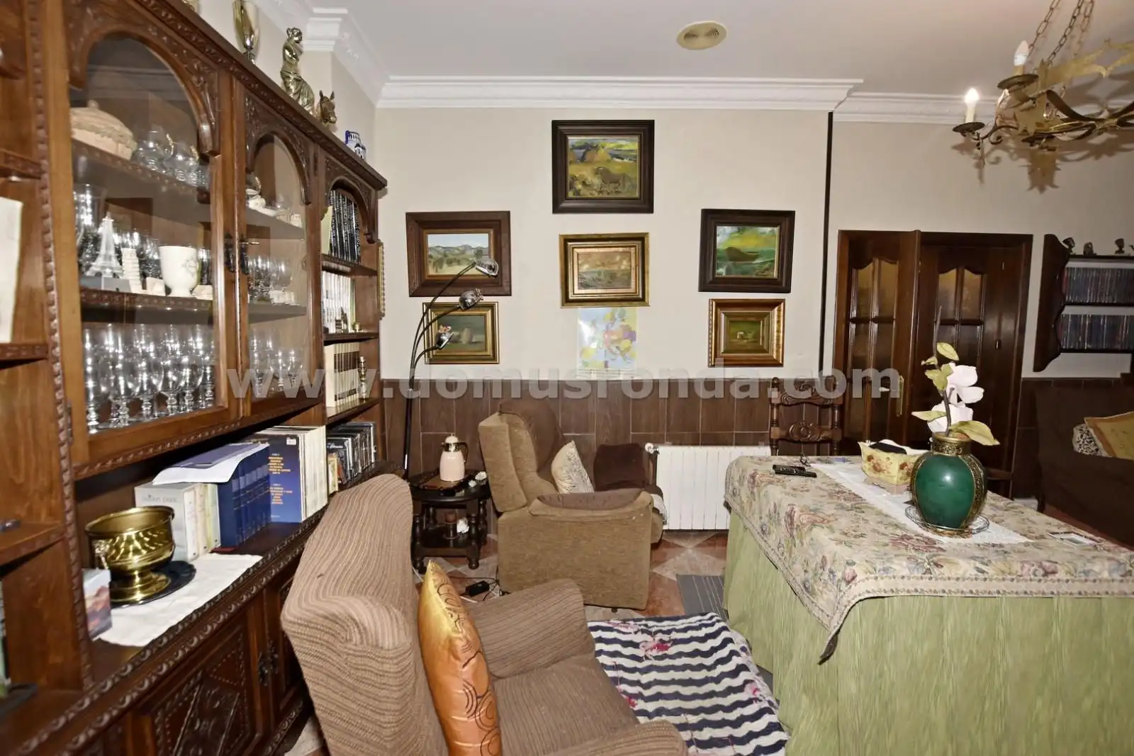 Wohnzimmer von Wohnung zum Verkauf in Ronda mit Heizung, Terrasse und Möbliert