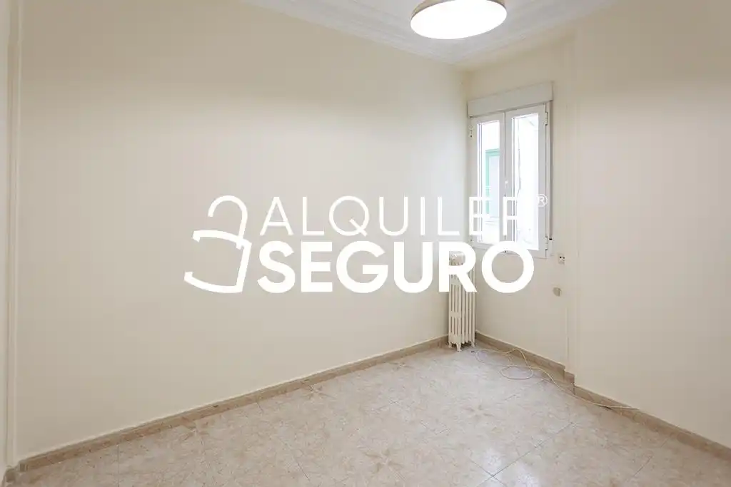 3 hab, 90m² en Ríos Rosas - Nuevos Ministerios, Chamberí, Madrid - Image 5