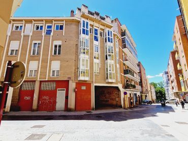 Aparcament en venda a C ARBOL DEL PARAISO