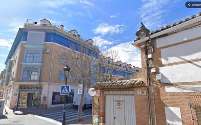 Vista exterior de Dúplex en venda en Alovera amb Calefacció, Terrassa i Moblat