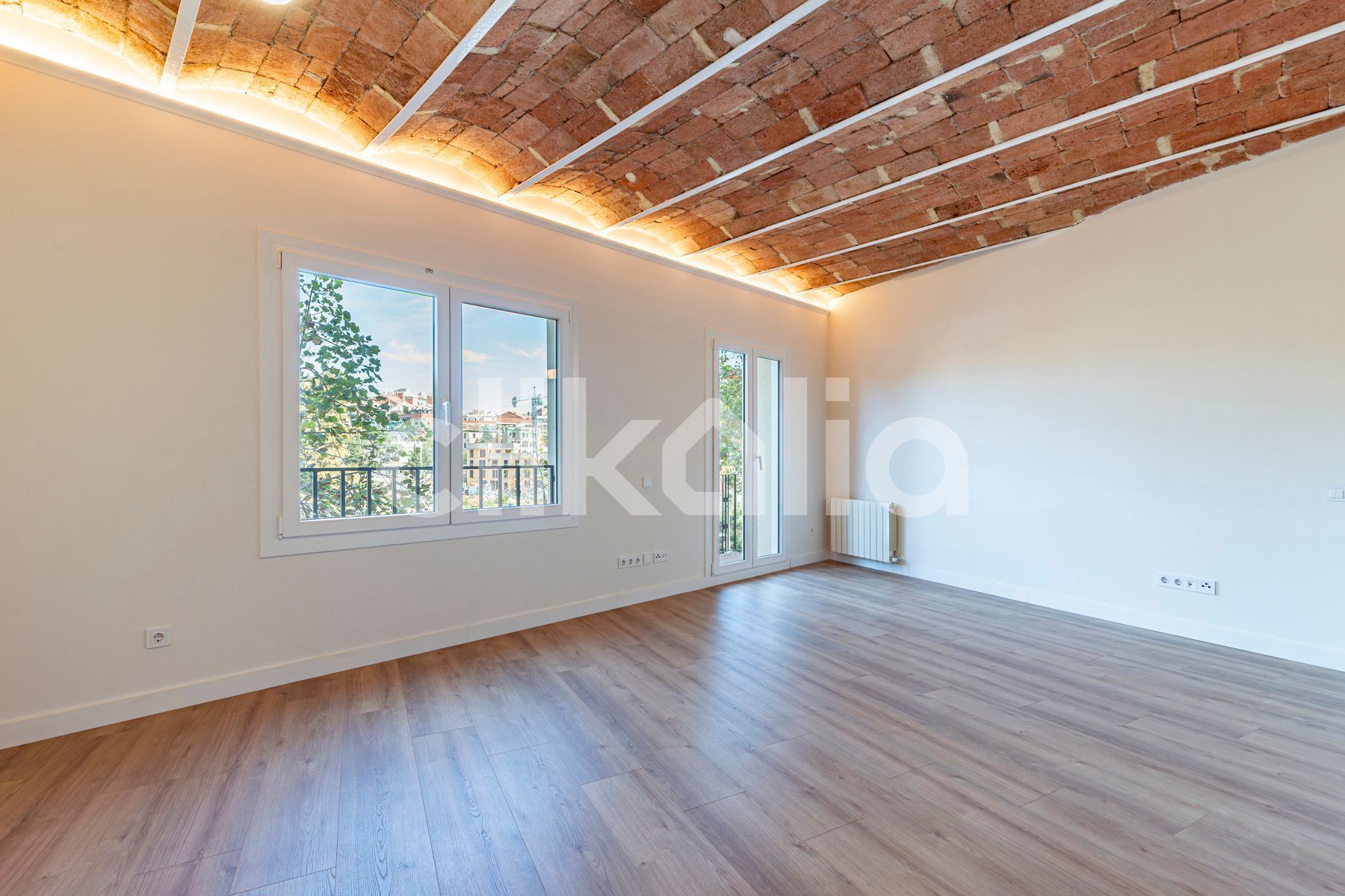 Dormitori de Pis en venda en  Barcelona Capital amb Aire condicionat, Calefacció i Terrassa