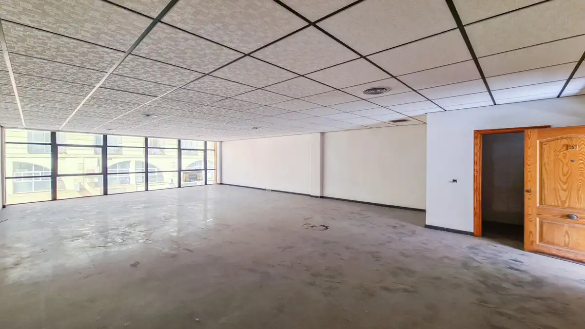 Oficina en venta en Roquetas de Mar