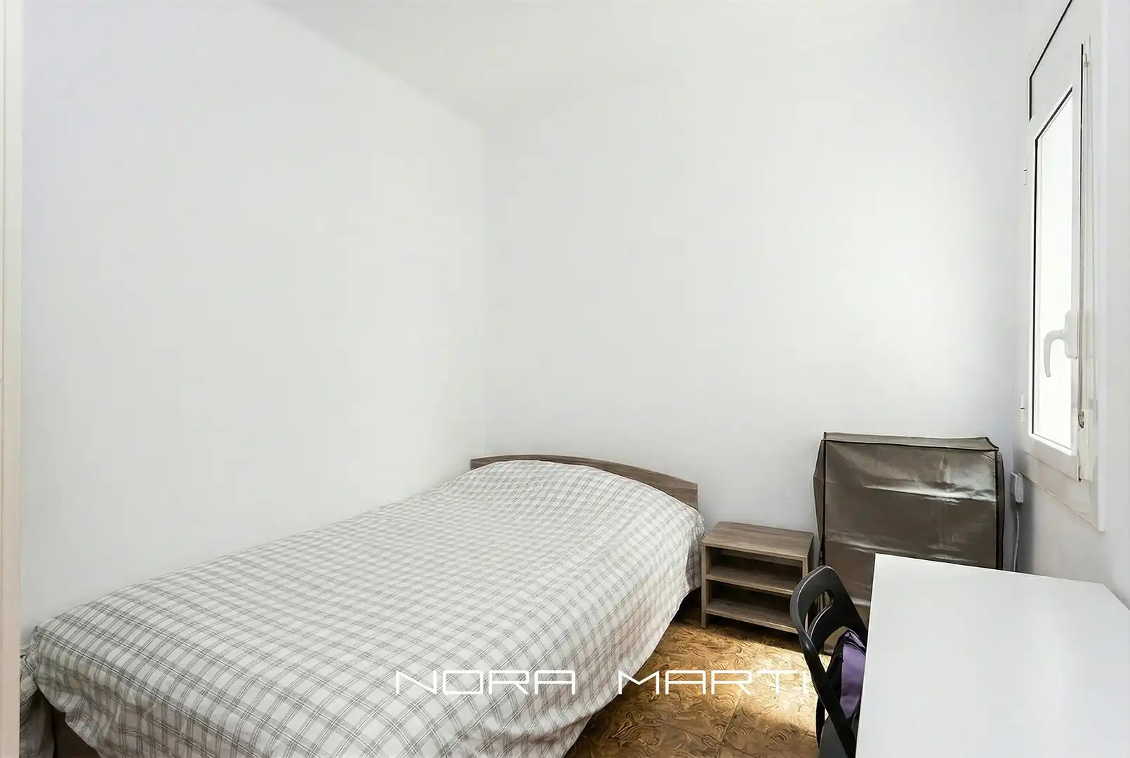 Schlafzimmer von Wohnung zum Verkauf in Barcelona mit Heizung und Balkon