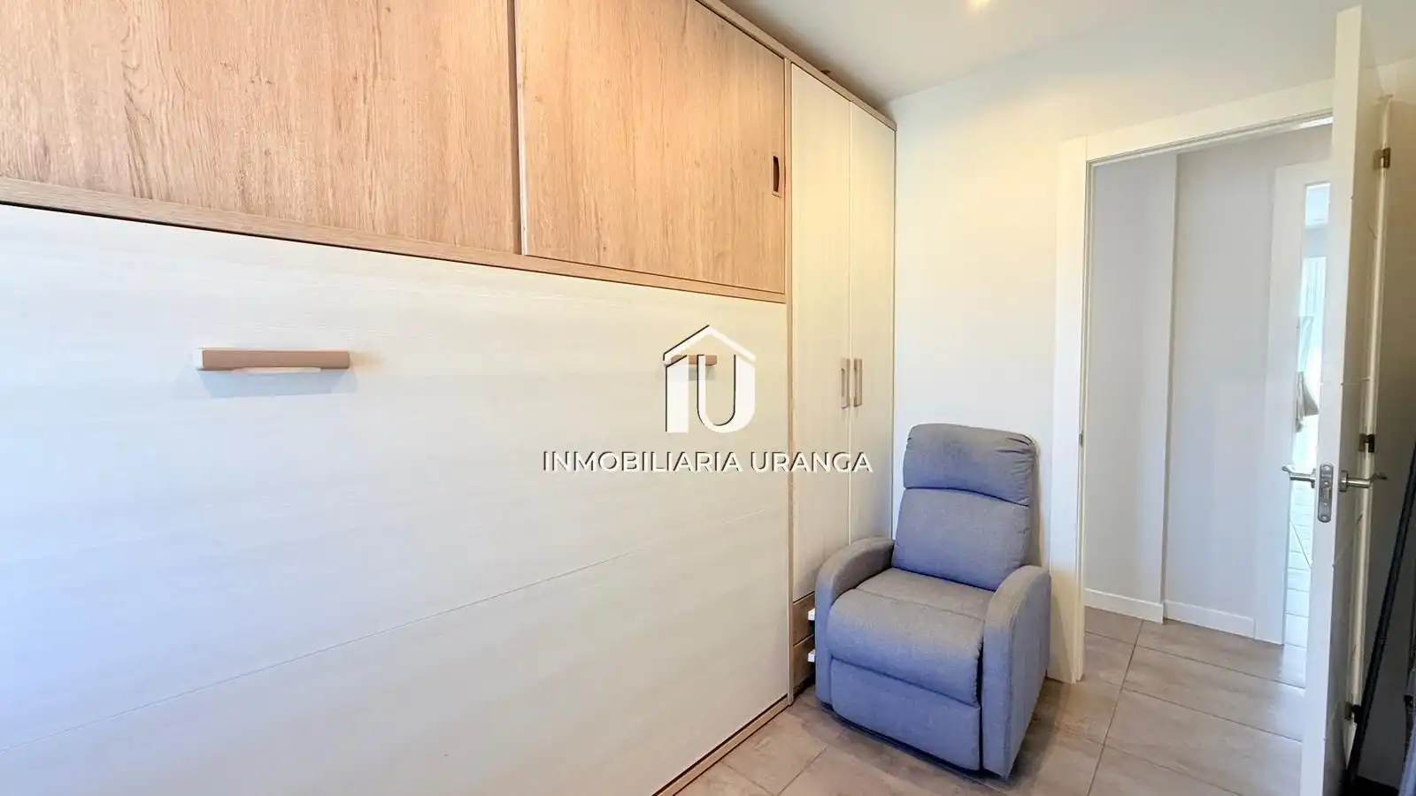Habitación de Piso en venta en Laredo con Calefacción y Terraza