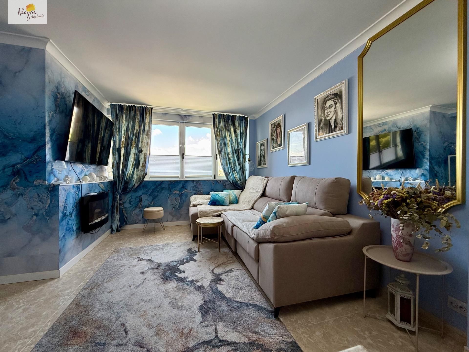 Living room of Apartment for sale in Alicante / Alacant  with Air Conditioner and Private garden