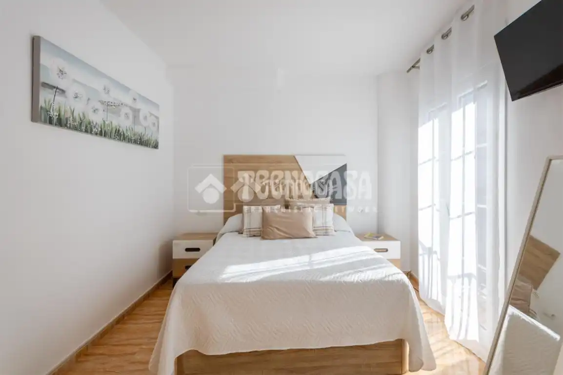 Habitación de Casa adosada en venta en Vélez-Málaga con Terraza