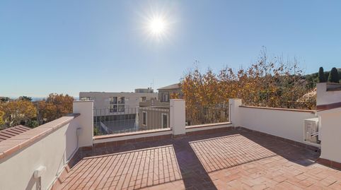 Àtic totalment reformat al centre de Teià