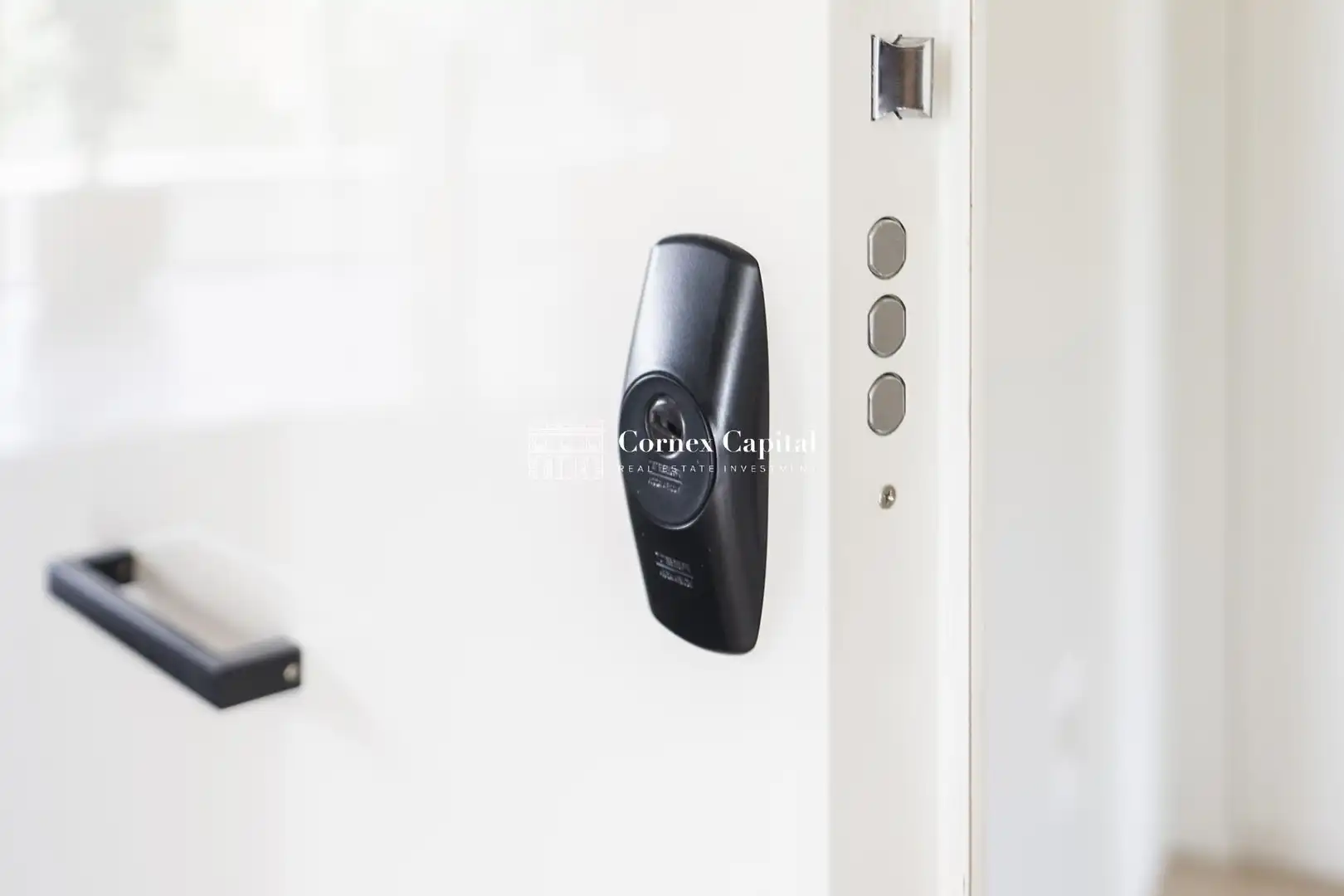 Flat for sale in Barcelona  with Air Conditioner, Heating and Private garden