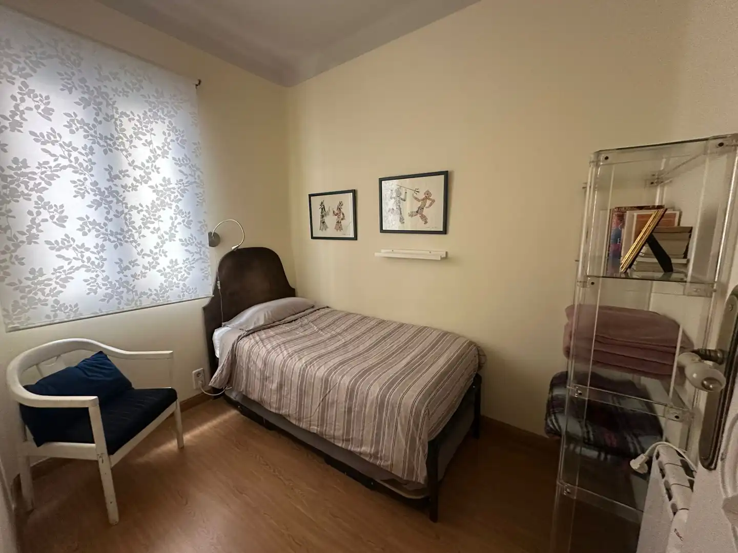 Habitación de Piso de alquiler en Madrid con Aire acondicionado, Calefacción y Amueblado