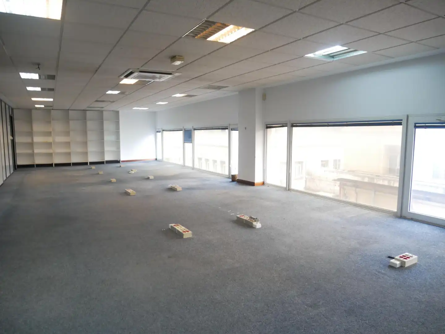 Büro zur Miete in Basauri  mit Klimaanlage und Heizung