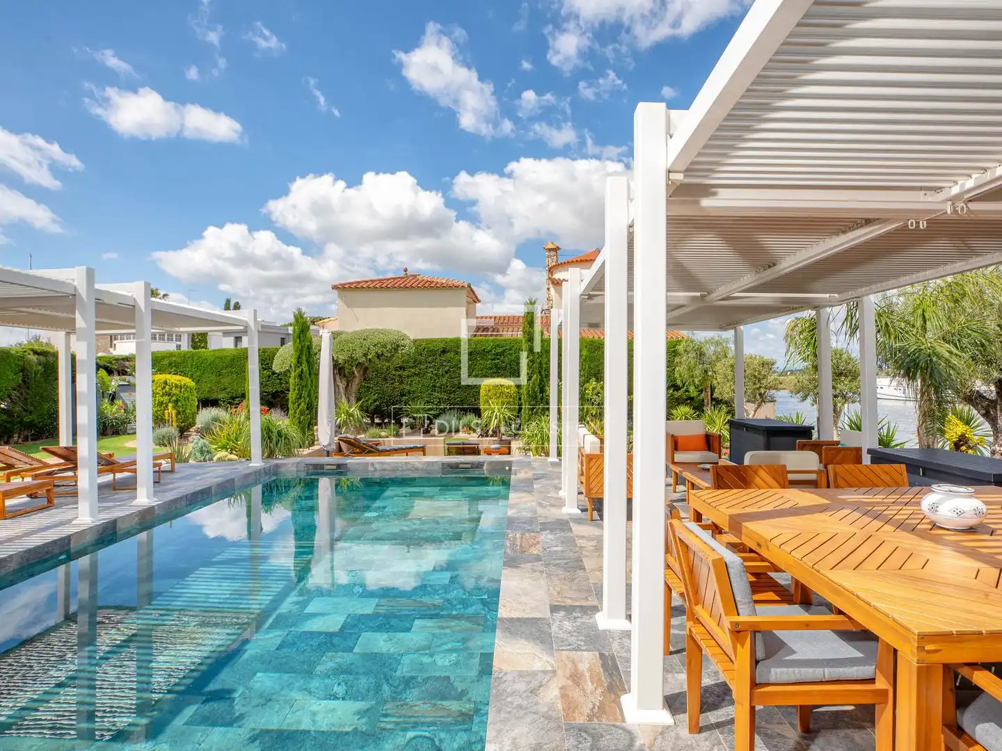 Detached house with pool for sale in Santa Margarita, imagen 3