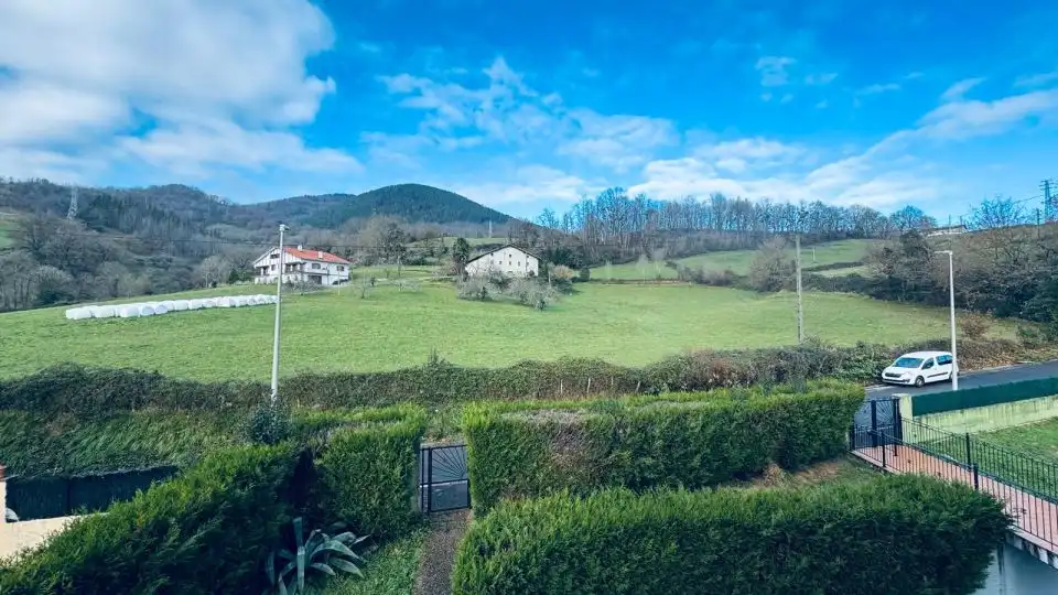 Casa adosada en venta en Andoain con Calefacción, Jardín privado y Terraza