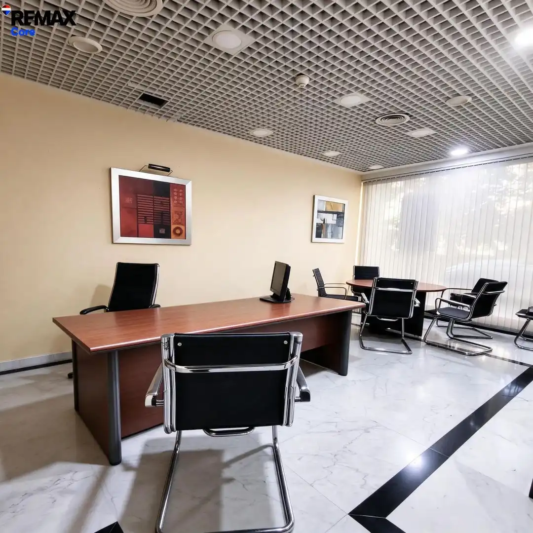 Office space with lift for sale in Casco Antiguo, imagen 39