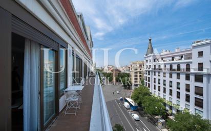 Vista exterior de Pis en venda en  Madrid Capital amb Aire condicionat i Terrassa