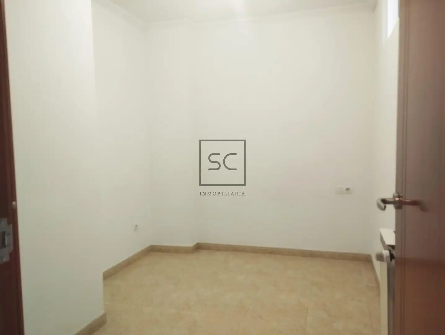 Wohnung zur Miete in Narón mit Heizung und Balkon