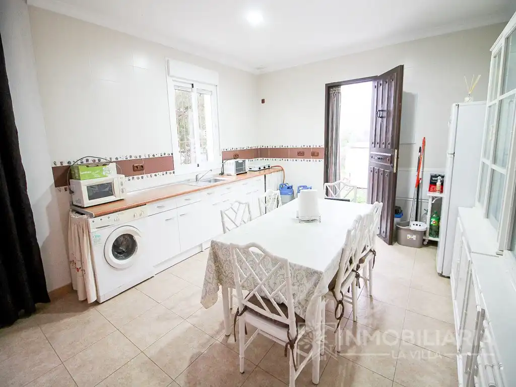 Cocina de Finca rústica de alquiler en Tolox con Piscina