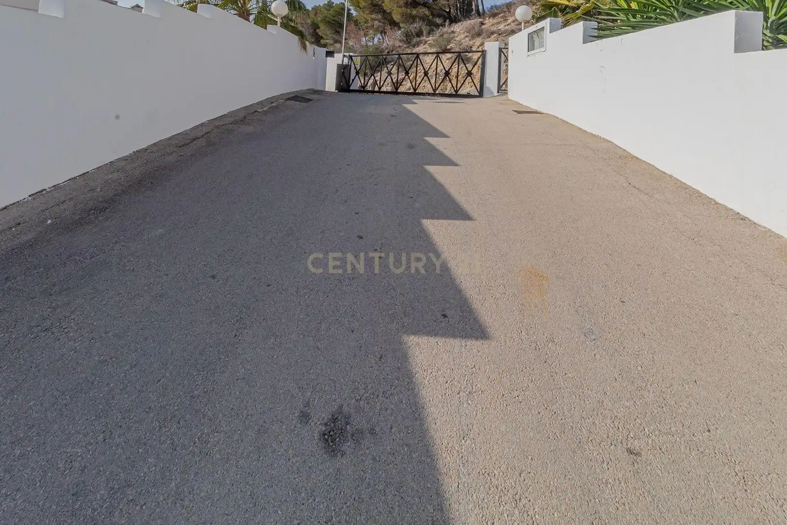 Bungalow with pool for sale in UR COMETA III 1(V) N2-2(V)CALP (ALICANTE) Urb Lilia Rosa, imagen 32