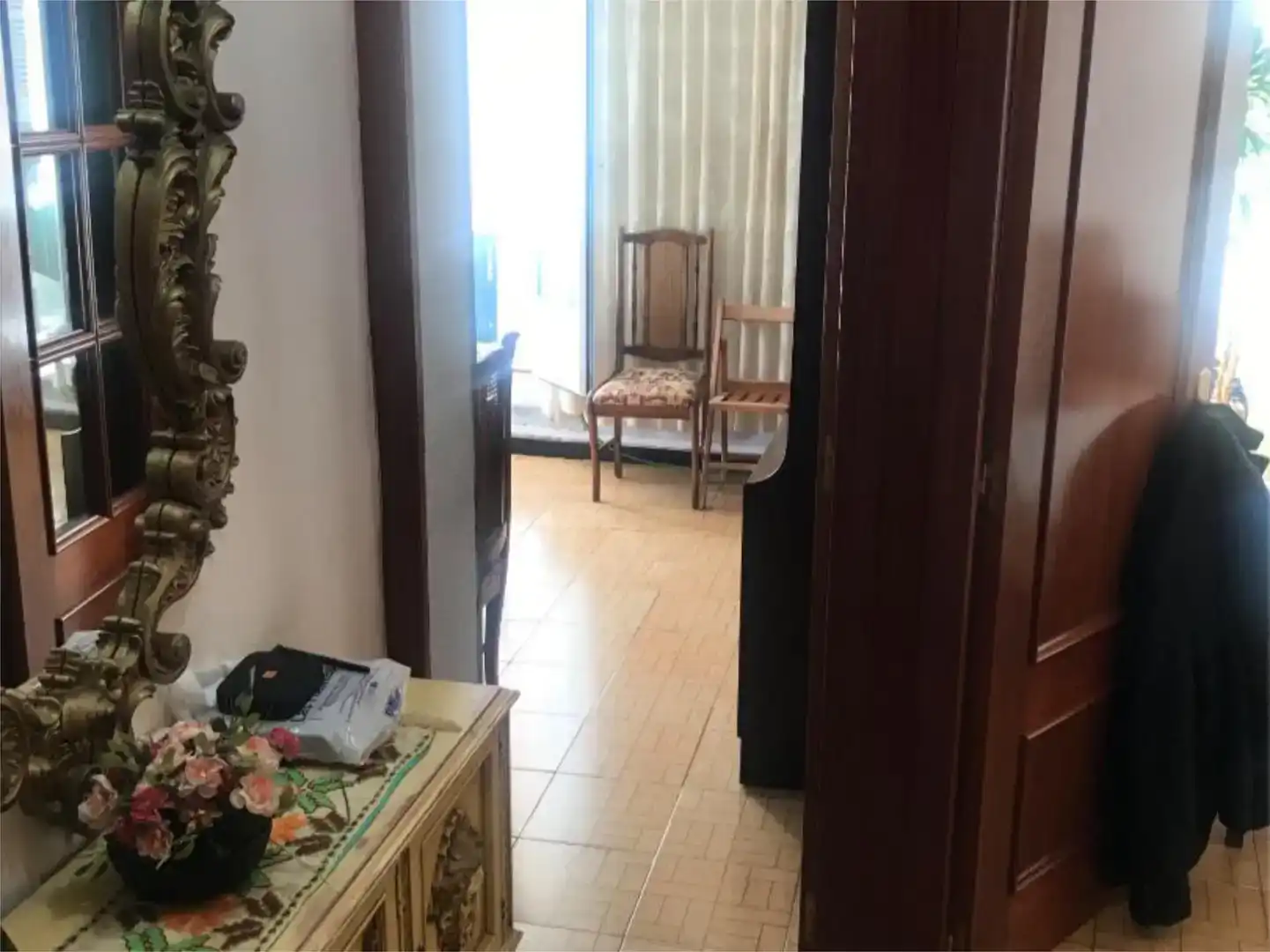 Wohnung zum Verkauf in  Zaragoza Capital mit Klimaanlage und Balkon