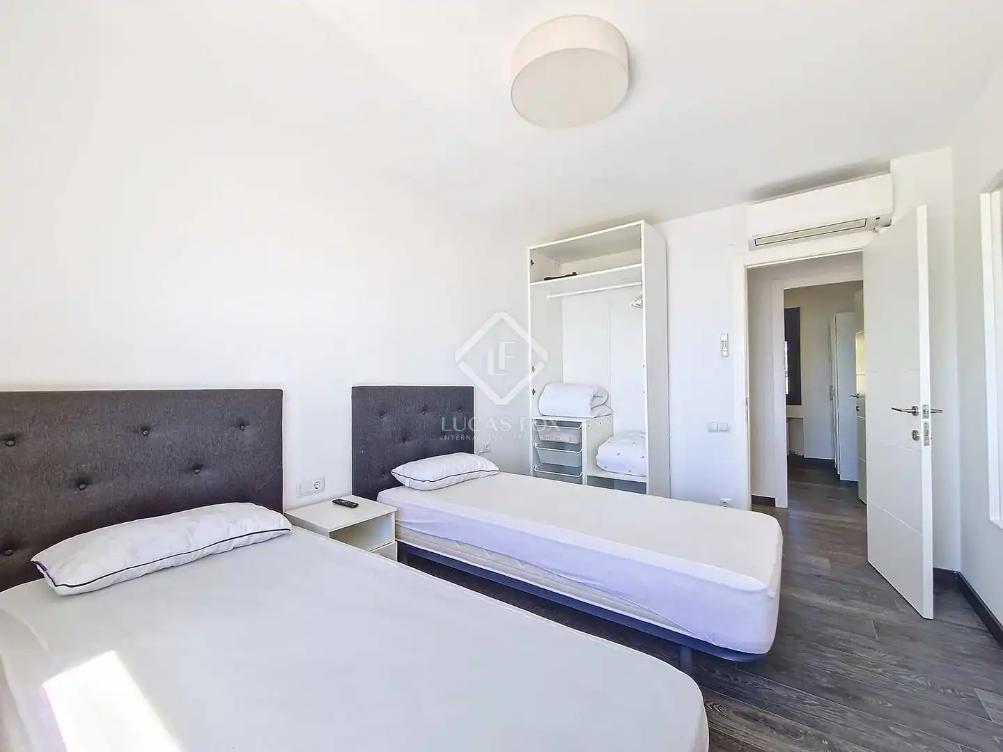 Dormitori de Casa o xalet de lloguer en Vilanova i la Geltrú amb Aire condicionat, Jardí privat i Terrassa