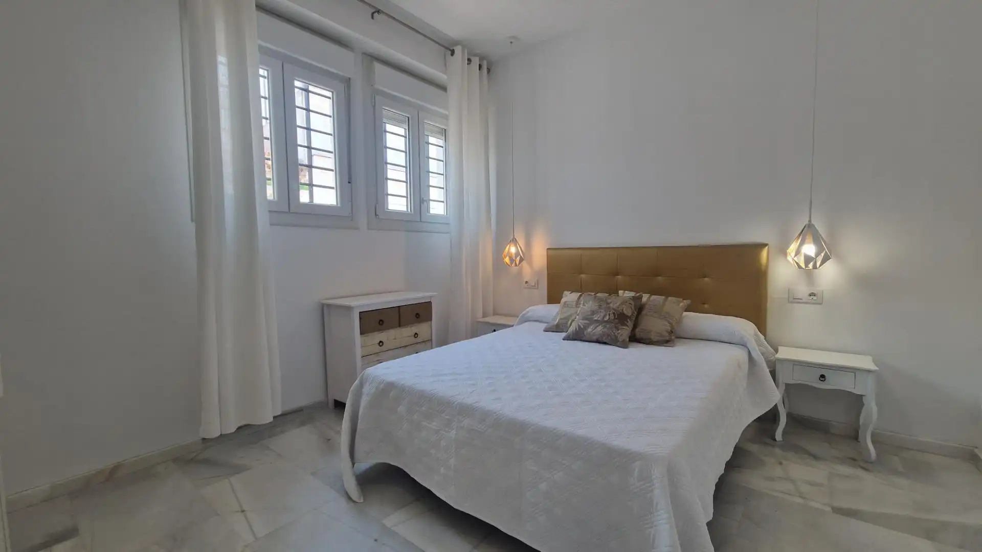 Schlafzimmer von Wohnung zur Miete in Jerez de la Frontera mit Klimaanlage und Möbliert
