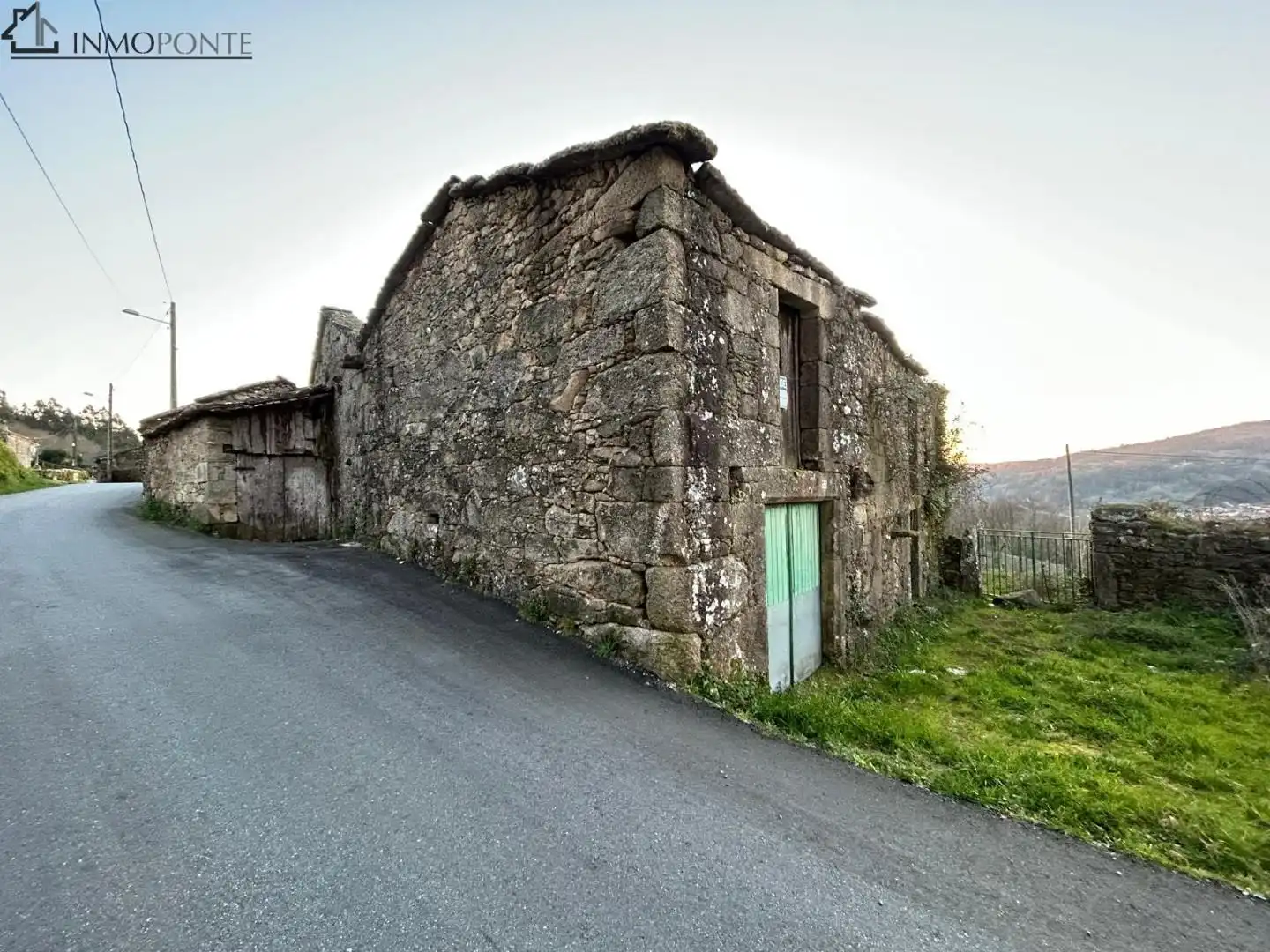 Vista exterior de Casa o xalet en venda en Cerdedo amb Jardí privat i Traster
