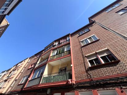 Vista exterior de Pis en venda en Valladolid Capital amb Terrassa