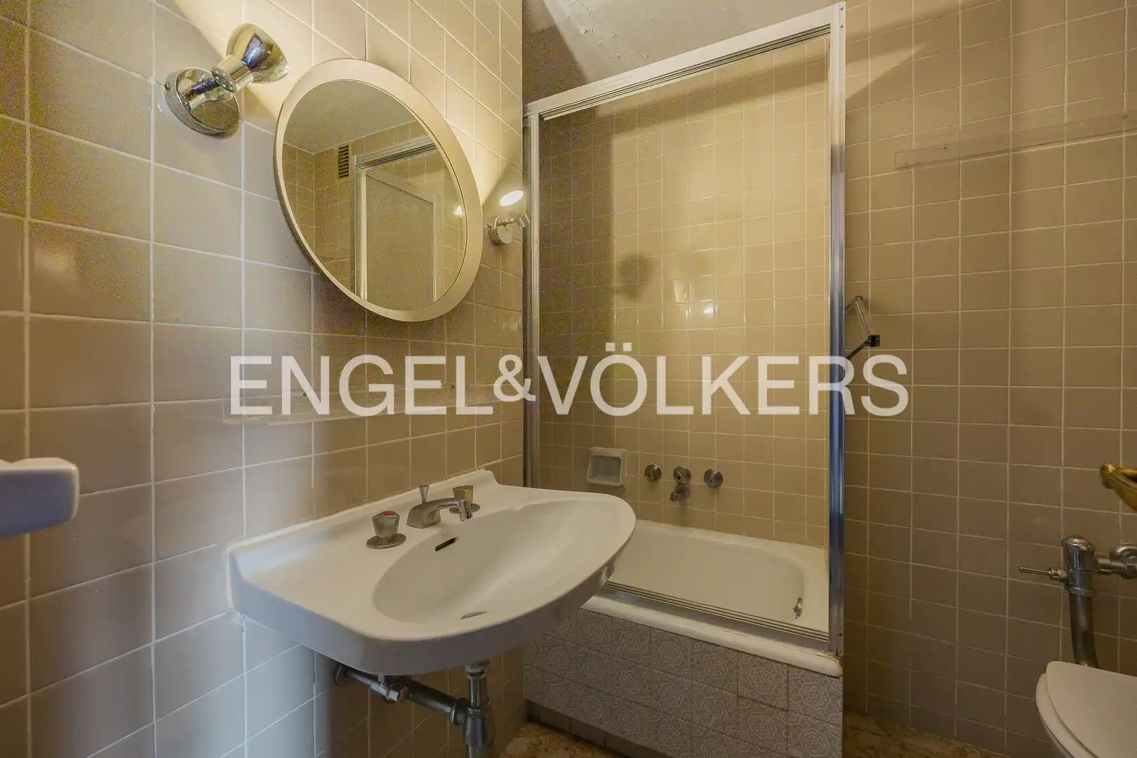 Baño de Piso en venta en Errekalde
