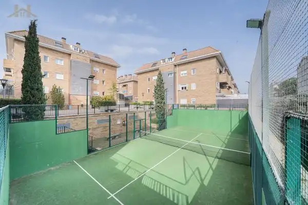 Vista exterior de Pis en venda en Collado Villalba amb Aire condicionat, Calefacció i Terrassa