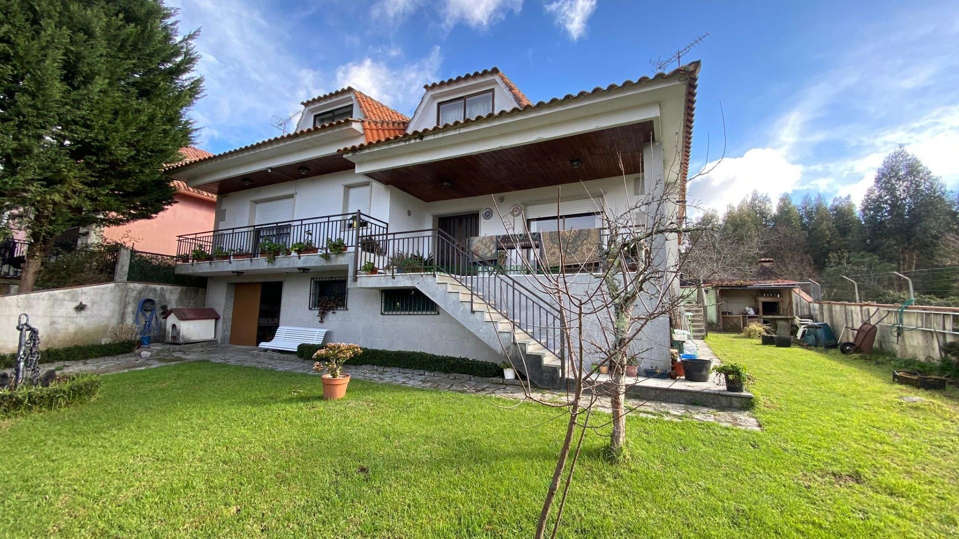 Exterior view of House or chalet for sale in Poio  with Private garden, Terrace and Storage room