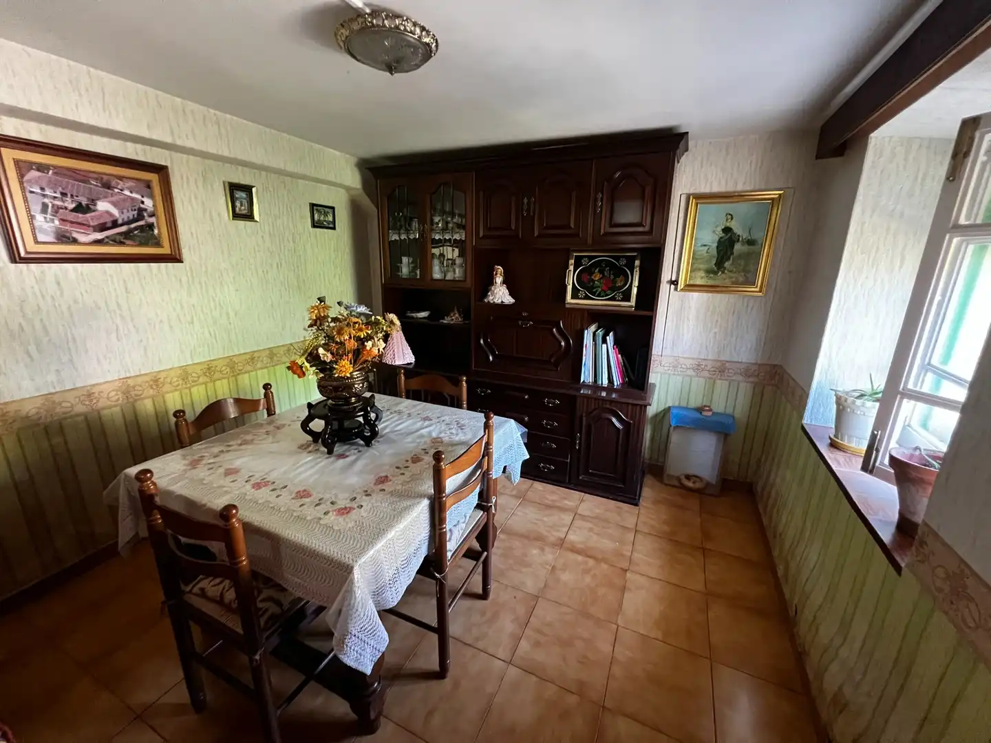Menjador de Casa o xalet en venda en Olmos de Ojeda amb Calefacció, Jardí privat i Terrassa