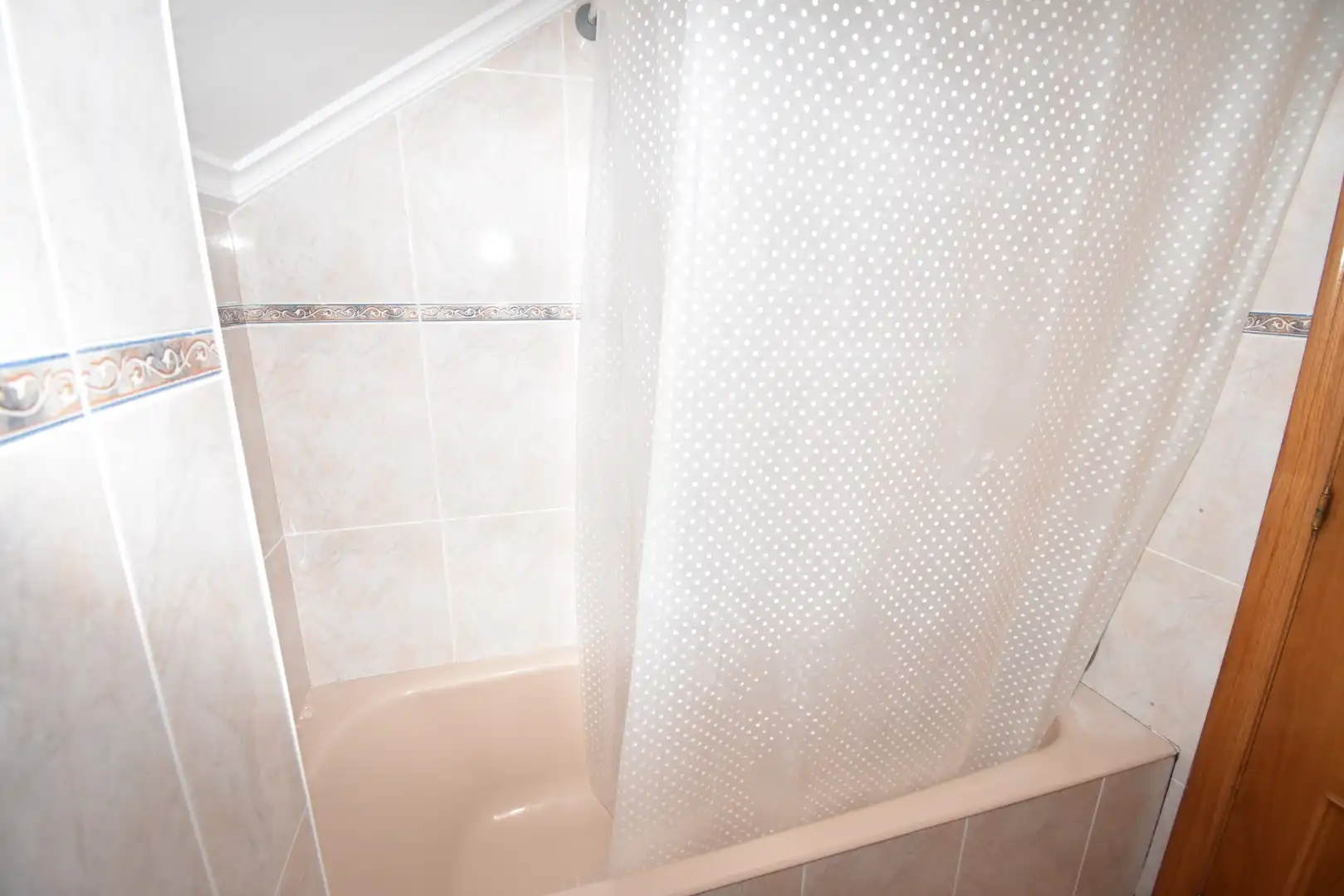 Baño de Ático en venta en Meruelo con Calefacción y Terraza