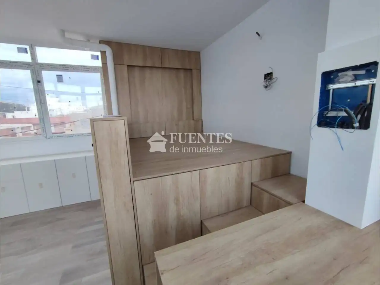 Habitación de Ático de alquiler en Alicante / Alacant con Aire acondicionado, Terraza y Amueblado