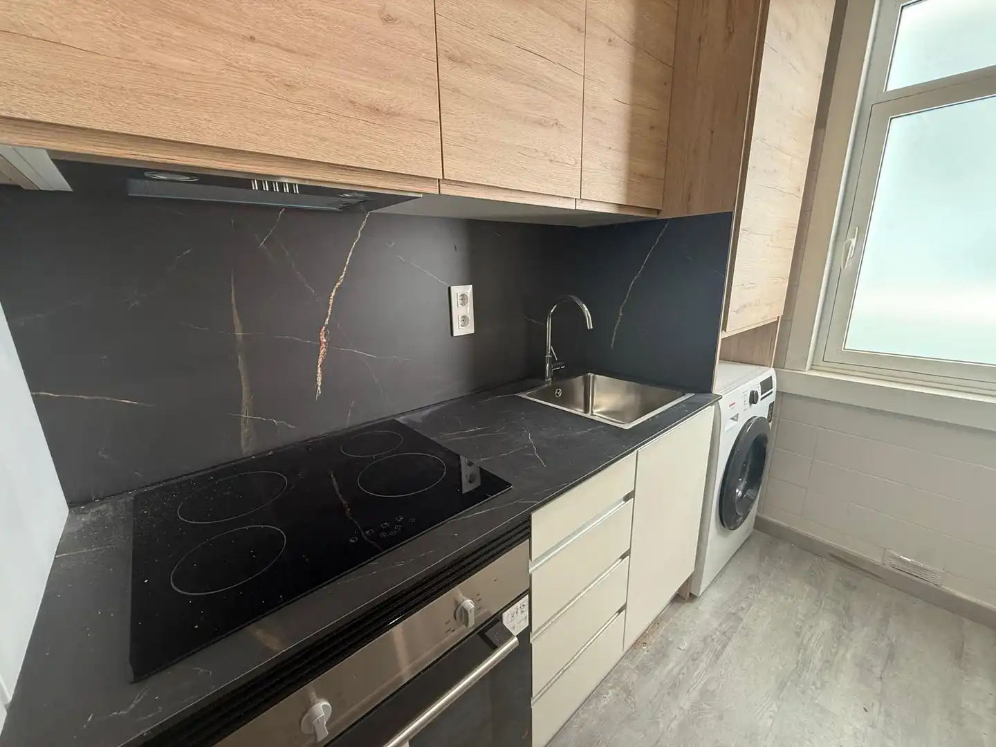 Kitchen of Flat for rent in A Coruña Capital   with Furnished, Oven and Washing machine