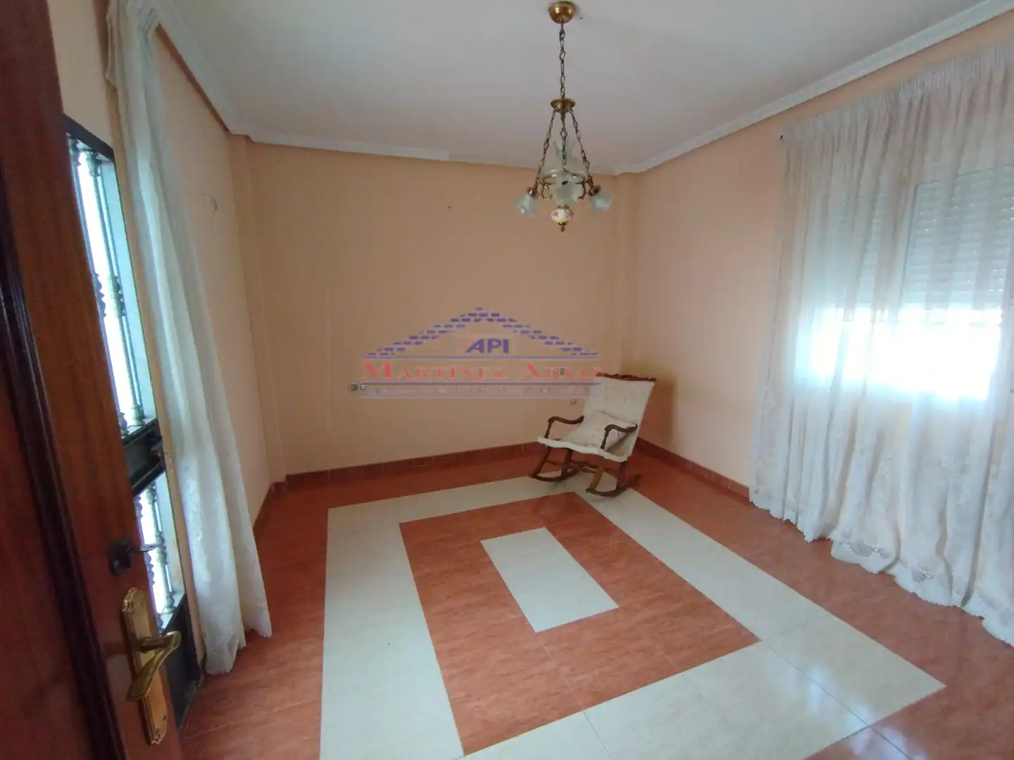 Living room of Houses for sale in Fuerte del Rey  with Private garden, Terrace and Balcony