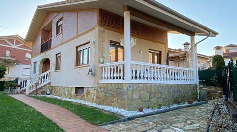 Foto 2 de Casa o chalet en venta en Barrio Lusa, 28, Mioño - Santullán, Castro-Urdiales
