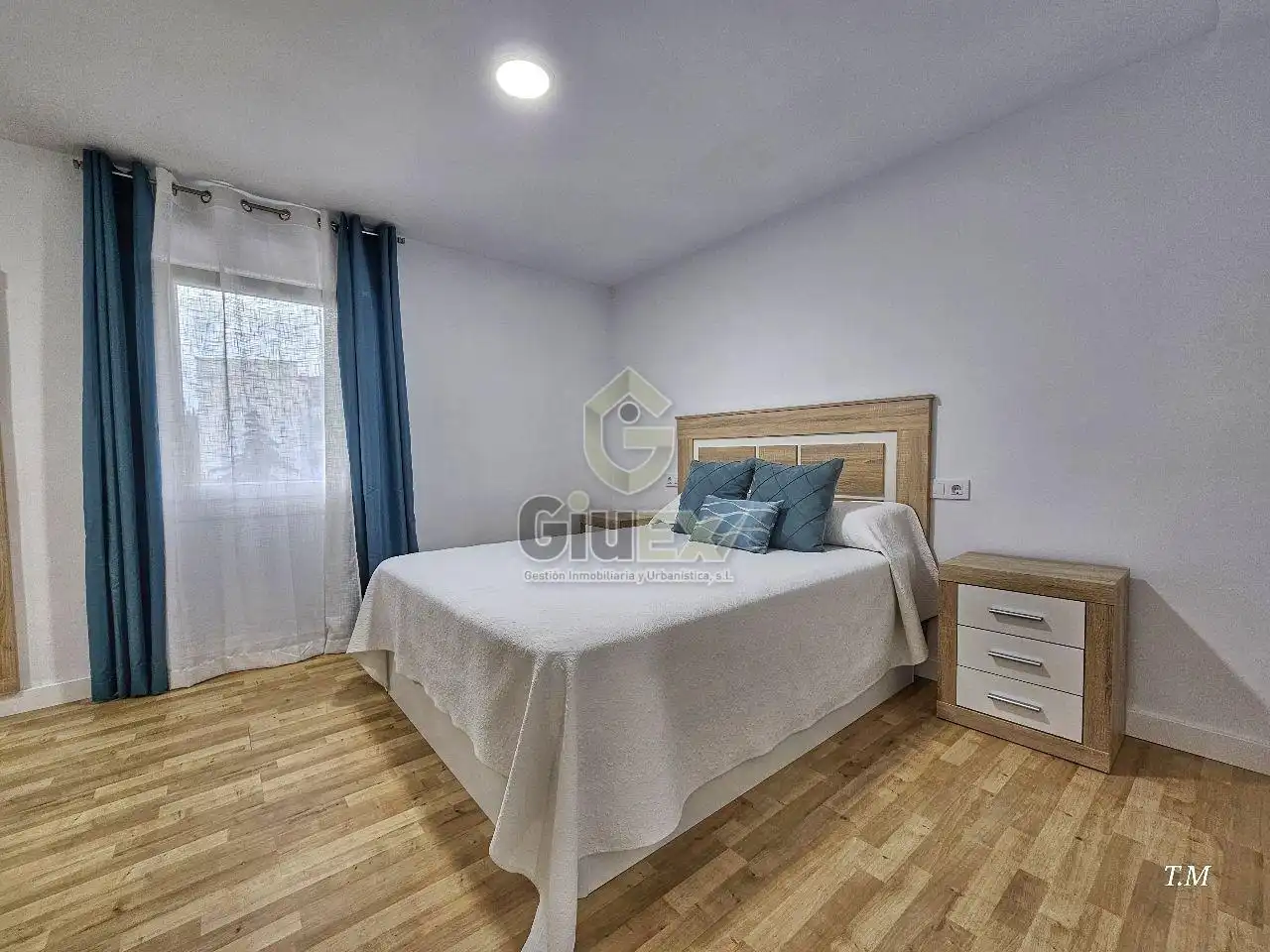 Dormitori de Apartament en venda en Cáceres amb Aire condicionat, Calefacció i Terrassa