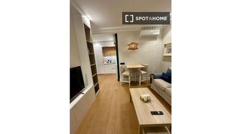 Foto 4 de Habitación en Cortes - Huertas, Madrid Capital