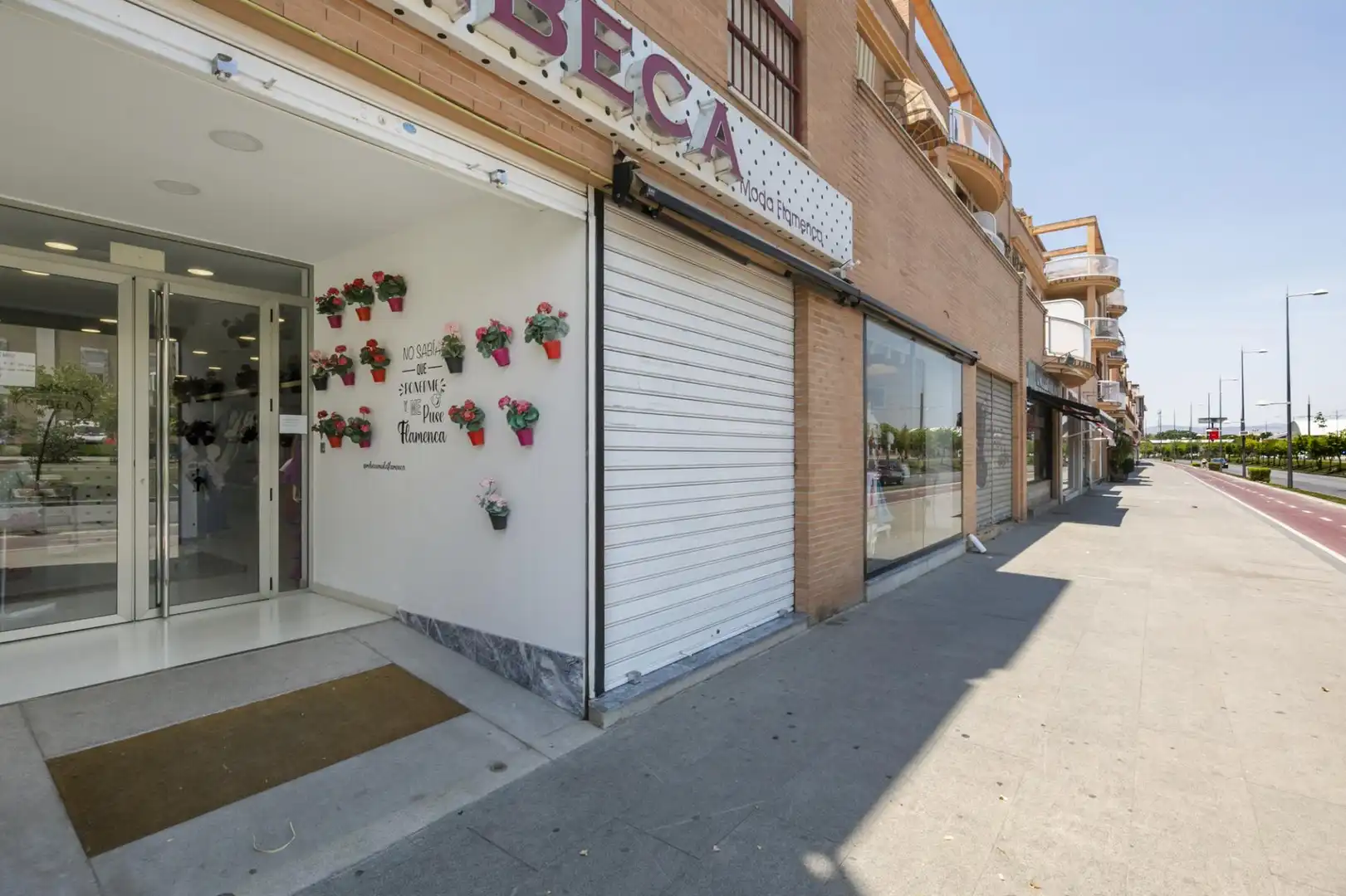 Local comercial en venda a Avenida de Madrid, imagen 2