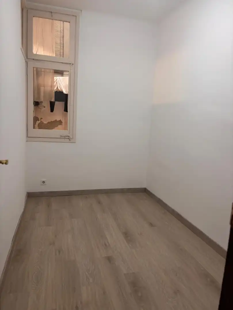 Piso de alquiler en Carrer de Sagunt, Sants