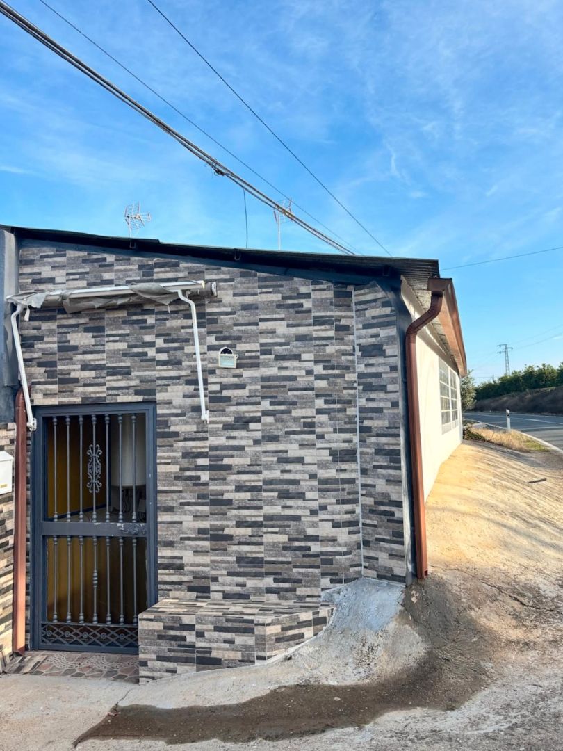 Vista exterior de Finca rústica en venda en Palma del Río amb Moblat