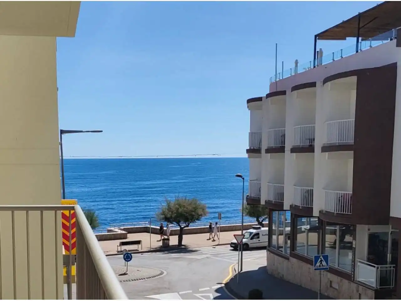 Außenansicht von Wohnung zum Verkauf in L'Escala mit Klimaanlage, Heizung und Terrasse