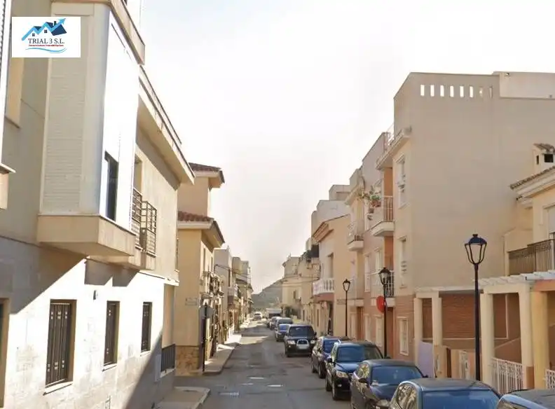 Vista exterior de Piso en venta en Turre