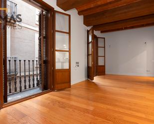 Flat for sale in  Barcelona Capital  with Air Conditioner, Heating and Terrace