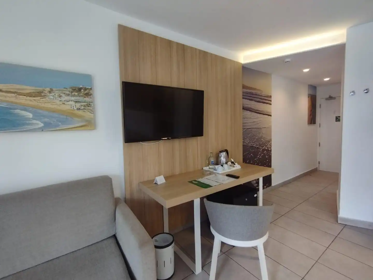 Sala de estar de Apartamento en venta en San Bartolomé de Tirajana con Balcón y Piscina comunitaria