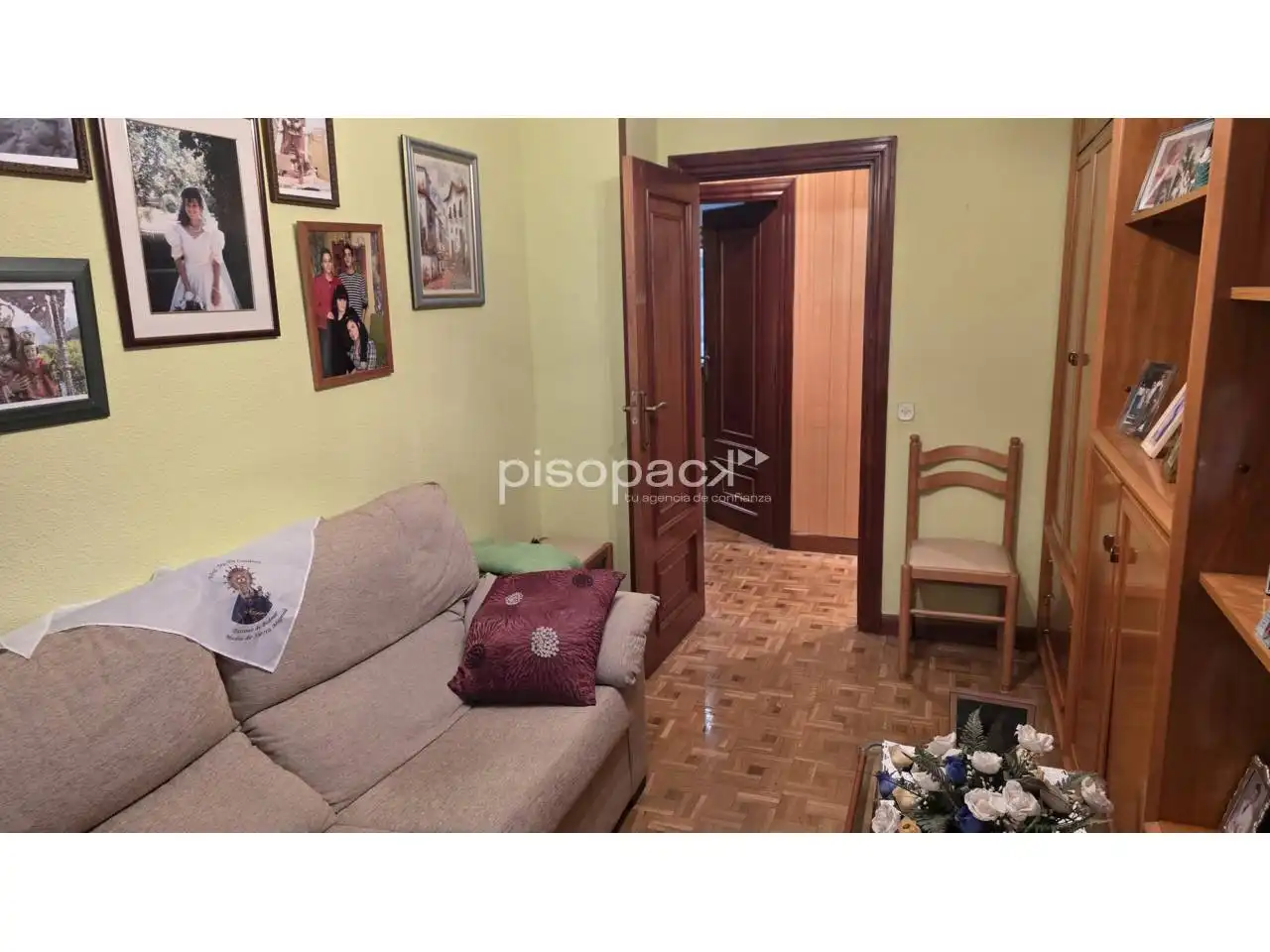 Bedroom of Flat for sale in  Pamplona / Iruña  with Heating, Parquet flooring and Balcony