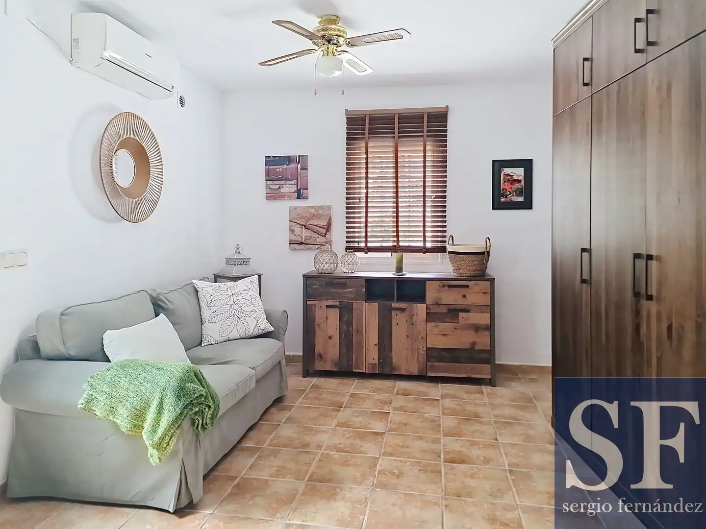 Sala d'estar de Casa adosada en venda en Sedella