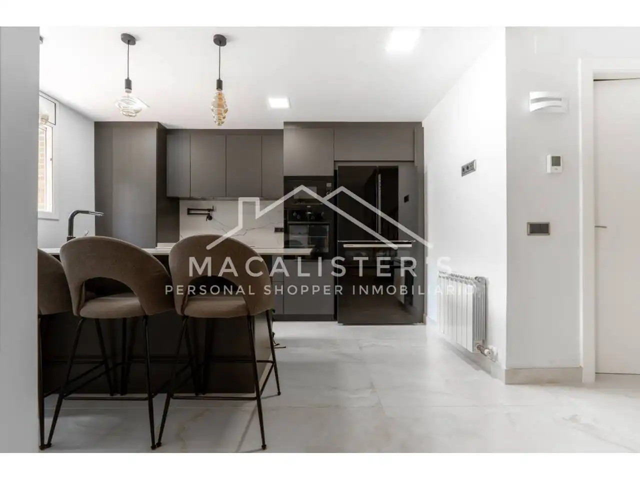 Cocina de Casa adosada en venta en Vilassar de Mar con Aire acondicionado, Calefacción y Jardín privado
