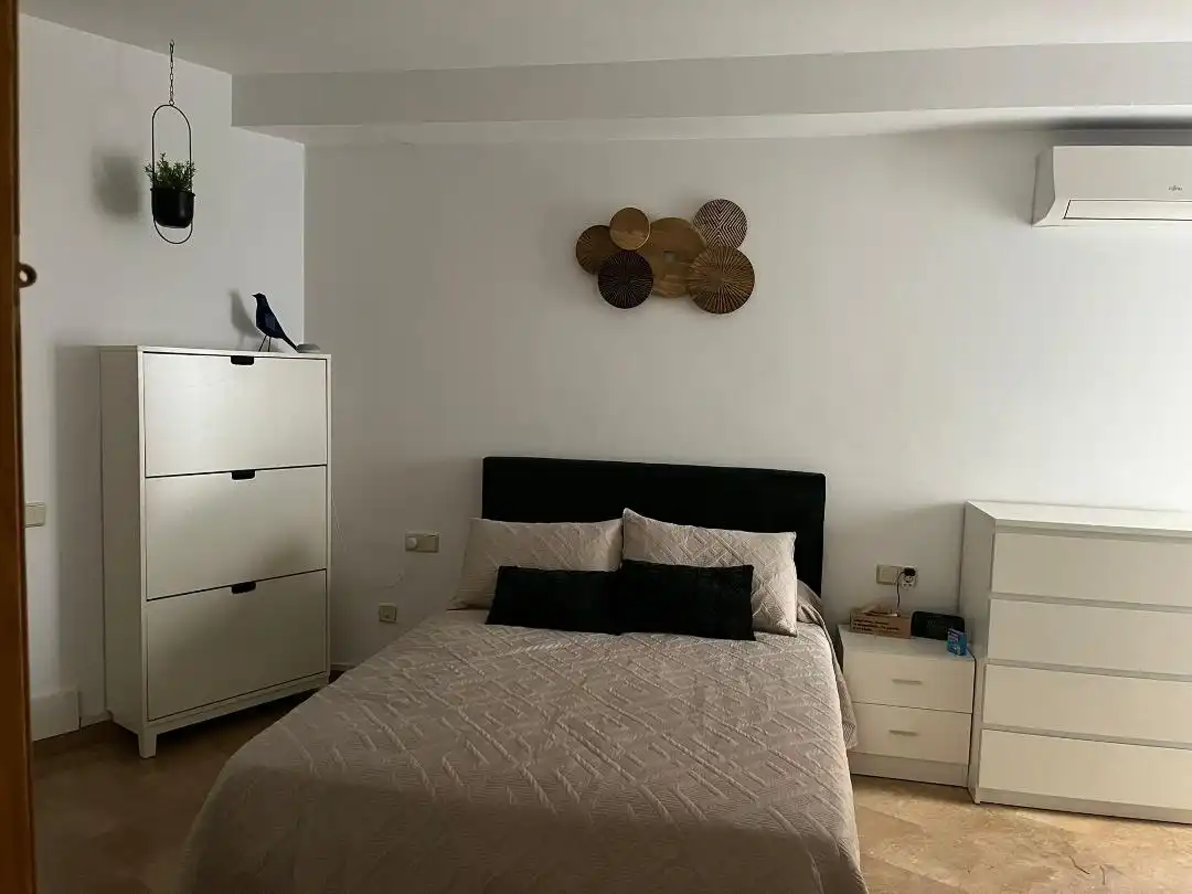 Habitación de Piso en venta en Terrassa con Aire acondicionado, Calefacción y Amueblado