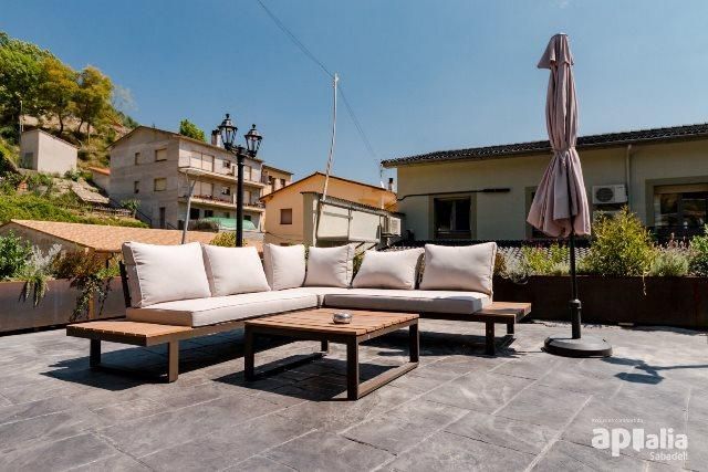 Building for sale in Vidrà